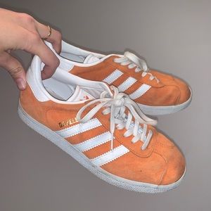 Adidas Gazelle Velvet Orange (sz 6)